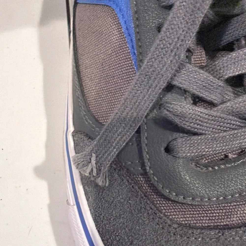 Men's Airwalk Sneakers Mens Size‎ 10 Gray Blue Leather